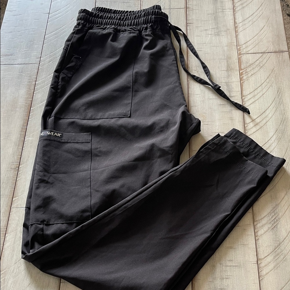 women's black scrub pants